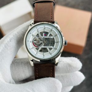 TOMMY AUTOMATIC MOVEMENT